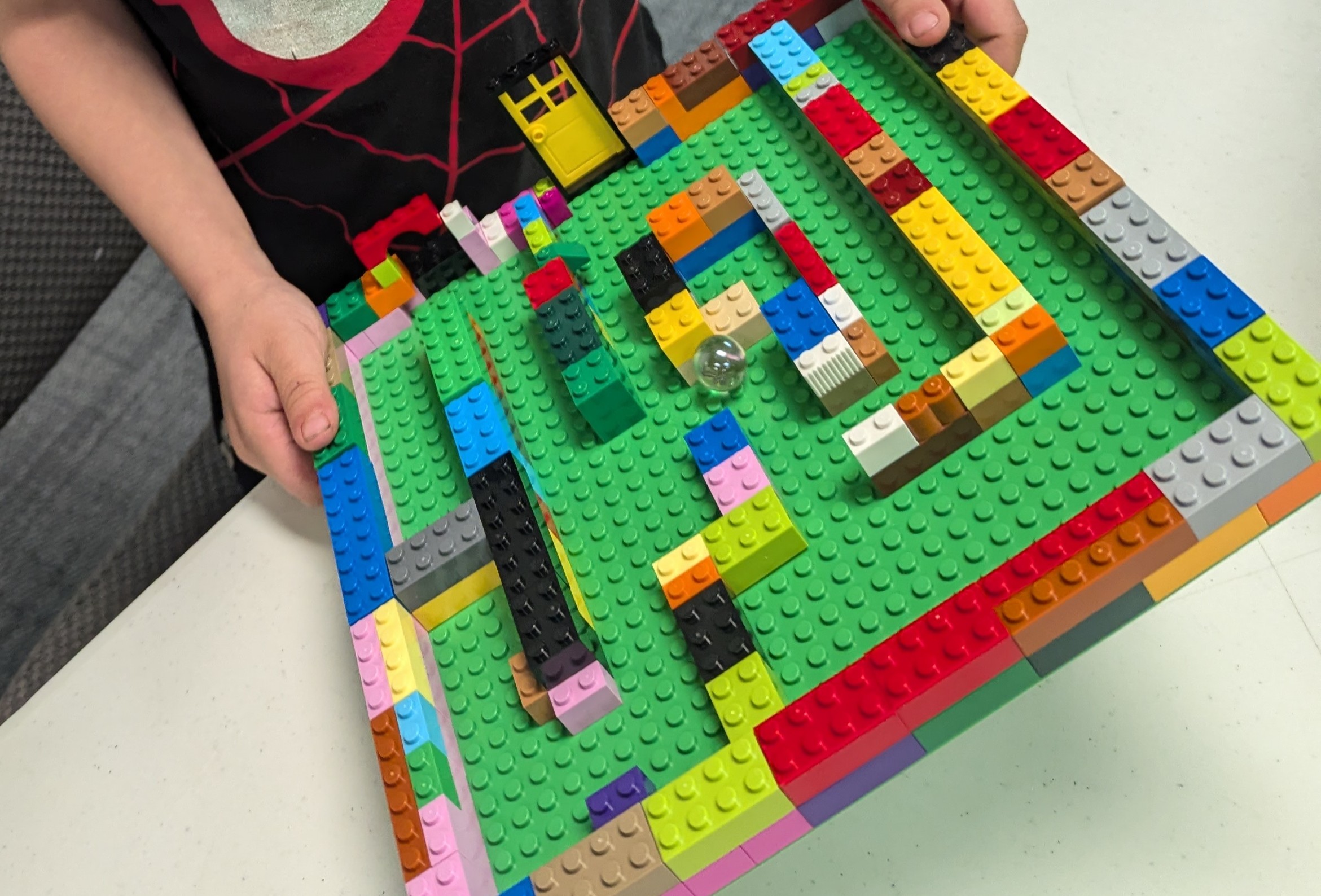 buiding brick marble maze